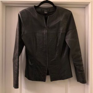 BLACK LEATHER JACKET sz 6